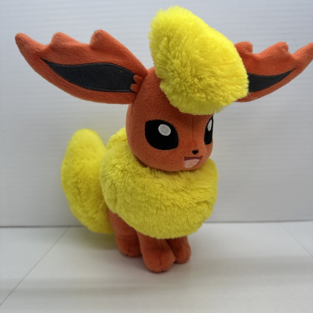 TOMY Pokemon Evolutions Flareon 8-Inch Plush Authentic 2017 Anime & Manga